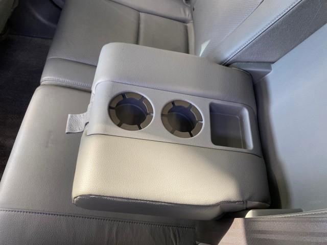 2007 Formal Black /Gray Honda Ridgeline RTL w/Leather 1 OWNER FL (2HJYK16557H) with an 3.5L SOHC PGM-FI 24-Valve VTEC V6 Engine engine, Automatic transmission, located at 4701 North Dixie Hwy, Pompano Beach, FL, 33064, (954) 422-2889, 26.240938, -80.123474 - OUR WEBPAGE FLORIDACARS1.COM HAS OVER 100 PHOTOS AND FREE CARFAX LINK 2007 HONDA RIDGELINE RTL 1 OWNER NEW $35,535 VIN: 2HJYK16557H543559 2 H J Y K 1 6 5 5 7 H 5 4 3 5 5 9 CREW PICKUP 3.5L V6 F SOHC 24V GASOLINE 21 MPG FRONT WHEEL DRIVE W/ 4X4 Features ABS Brakes Air Conditioning Alloy Wheels AM/FM - Photo#90