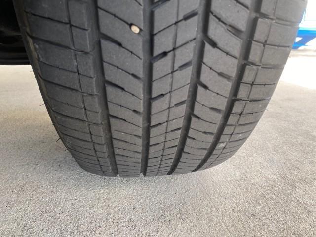 2007 Formal Black /Gray Honda Ridgeline RTL w/Leather 1 OWNER FL (2HJYK16557H) with an 3.5L SOHC PGM-FI 24-Valve VTEC V6 Engine engine, Automatic transmission, located at 4701 North Dixie Hwy, Pompano Beach, FL, 33064, (954) 422-2889, 26.240938, -80.123474 - OUR WEBPAGE FLORIDACARS1.COM HAS OVER 100 PHOTOS AND FREE CARFAX LINK 2007 HONDA RIDGELINE RTL 1 OWNER NEW $35,535 VIN: 2HJYK16557H543559 2 H J Y K 1 6 5 5 7 H 5 4 3 5 5 9 CREW PICKUP 3.5L V6 F SOHC 24V GASOLINE 21 MPG FRONT WHEEL DRIVE W/ 4X4 Features ABS Brakes Air Conditioning Alloy Wheels AM/FM - Photo#94