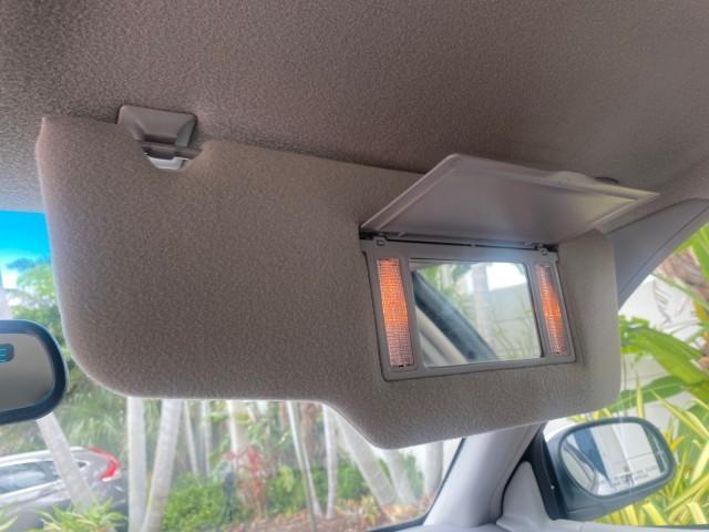 1999 Vibrant White /Lt/Med Parchment Ford Crown Victoria LX LOW MILES 61,537 (2FAFP74W6XX) with an 4.6L SMPI V8 Engine engine, Automatic transmission, located at 4701 North Dixie Hwy, Pompano Beach, FL, 33064, (954) 422-2889, 26.240938, -80.123474 - OUR WEBPAGE FLORIDACARS1.COM HAS OVER 100 PHOTOS AND FREE CARFAX LINK 1999 FORD CROWN VICTORIA LX VIN: 2FAFP74W6XX154498 2 F A F P 7 4 W 6 X X 1 5 4 4 9 8 SEDAN 4 DR 4.6L V8 F GASOLINE 26 MPG REAR WHEEL DRIVE Features ABS Brakes Air Conditioning AM/FM Stereo Automatic Transmission Cassette Player CD - Photo#67