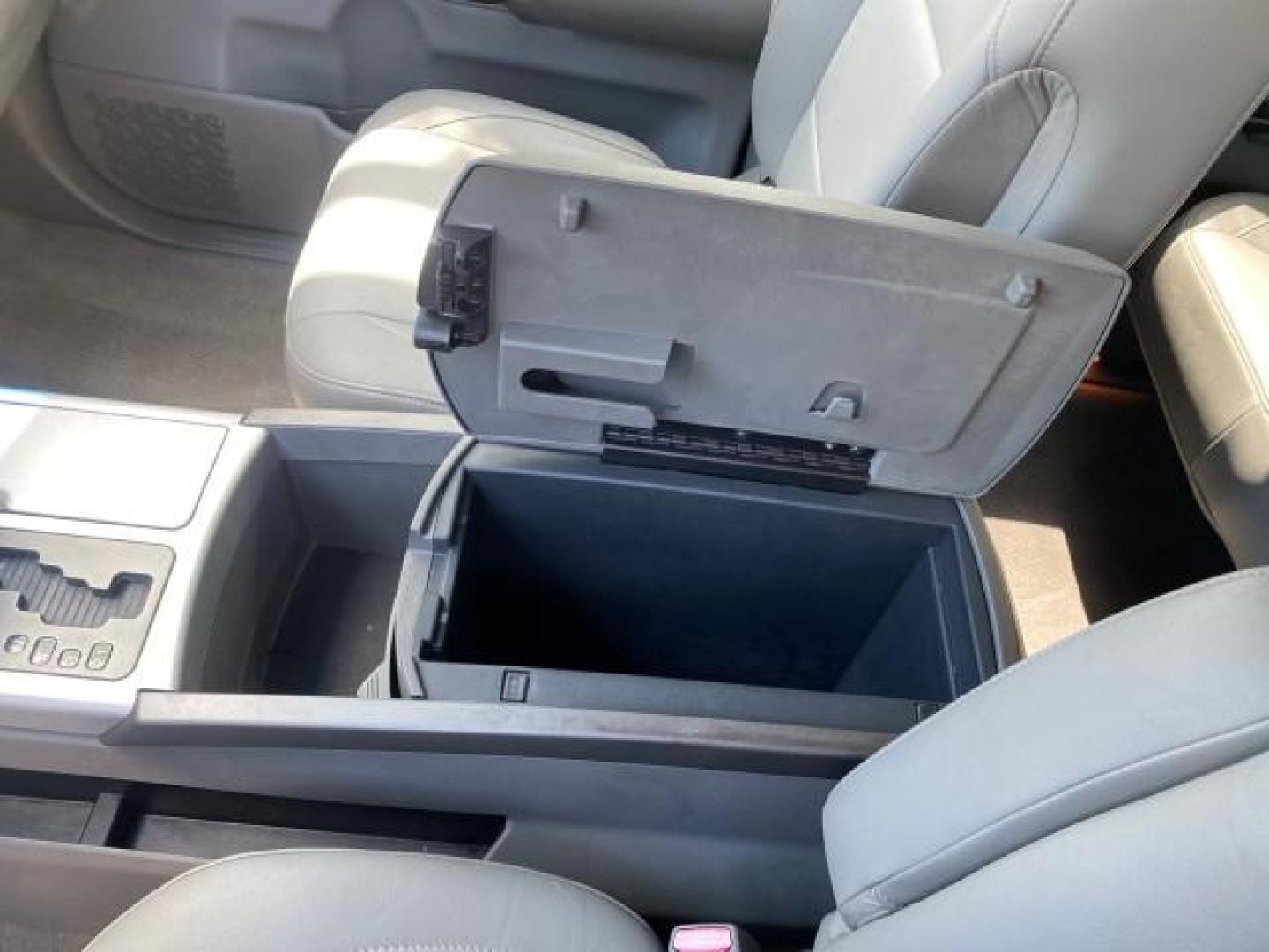 2007 Majestic Blue /Graphite/Titanium Nissan Titan LE 1 OWNER LOW MILES 39,670 CREW CAB (1N6BA07A67N) with an 5.6L DOHC 32-Valve V8 FFV Engine engine, Automatic transmission, located at 4701 North Dixie Hwy, Pompano Beach, FL, 33064, (954) 422-2889, 26.240938, -80.123474 - OUR WEBPAGE FLORIDACARS1.COM HAS OVER 100 PHOTOS AND FREE CARFAX LINK 2007 NISSAN TITAN LE FFV 1 OWNER CREW CAB LEATHER VIN: 1N6BA07A67N215171 1 N 6 B A 0 7 A 6 7 N 2 1 5 1 7 1 CREW PICKUP 5.6L V8 F DOHC 32V FLEX FUEL 19 MPG REAR WHEEL DRIVE Features ABS Brakes Air Conditioning Alloy Wheels AM/FM St - Photo#68