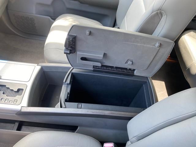 2007 Majestic Blue /Graphite/Titanium Nissan Titan LE 1 OWNER LOW MILES 39,670 CREW CAB (1N6BA07A67N) with an 5.6L DOHC 32-Valve V8 FFV Engine engine, Automatic transmission, located at 4701 North Dixie Hwy, Pompano Beach, FL, 33064, (954) 422-2889, 26.240938, -80.123474 - OUR WEBPAGE FLORIDACARS1.COM HAS OVER 100 PHOTOS AND FREE CARFAX LINK 2007 NISSAN TITAN LE FFV 1 OWNER CREW CAB LEATHER VIN: 1N6BA07A67N215171 1 N 6 B A 0 7 A 6 7 N 2 1 5 1 7 1 CREW PICKUP 5.6L V8 F DOHC 32V FLEX FUEL 19 MPG REAR WHEEL DRIVE Features ABS Brakes Air Conditioning Alloy Wheels AM/FM St - Photo#68