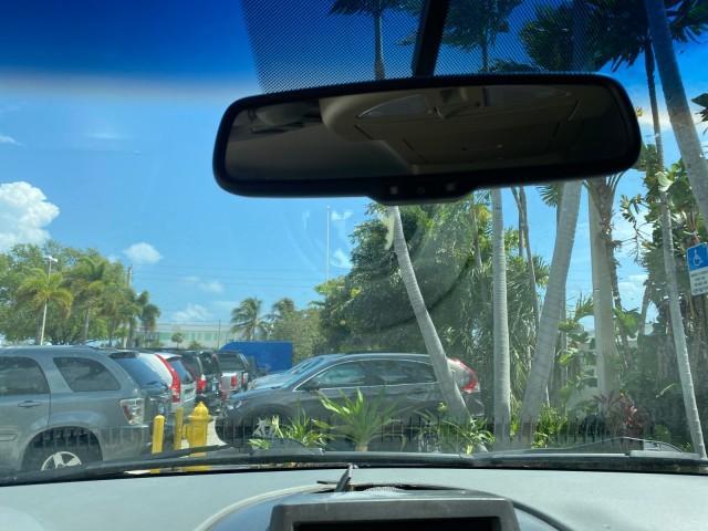 2007 Majestic Blue /Graphite/Titanium Nissan Titan LE 1 OWNER LOW MILES 39,670 CREW CAB (1N6BA07A67N) with an 5.6L DOHC 32-Valve V8 FFV Engine engine, Automatic transmission, located at 4701 North Dixie Hwy, Pompano Beach, FL, 33064, (954) 422-2889, 26.240938, -80.123474 - OUR WEBPAGE FLORIDACARS1.COM HAS OVER 100 PHOTOS AND FREE CARFAX LINK 2007 NISSAN TITAN LE FFV 1 OWNER CREW CAB LEATHER VIN: 1N6BA07A67N215171 1 N 6 B A 0 7 A 6 7 N 2 1 5 1 7 1 CREW PICKUP 5.6L V8 F DOHC 32V FLEX FUEL 19 MPG REAR WHEEL DRIVE Features ABS Brakes Air Conditioning Alloy Wheels AM/FM St - Photo#69