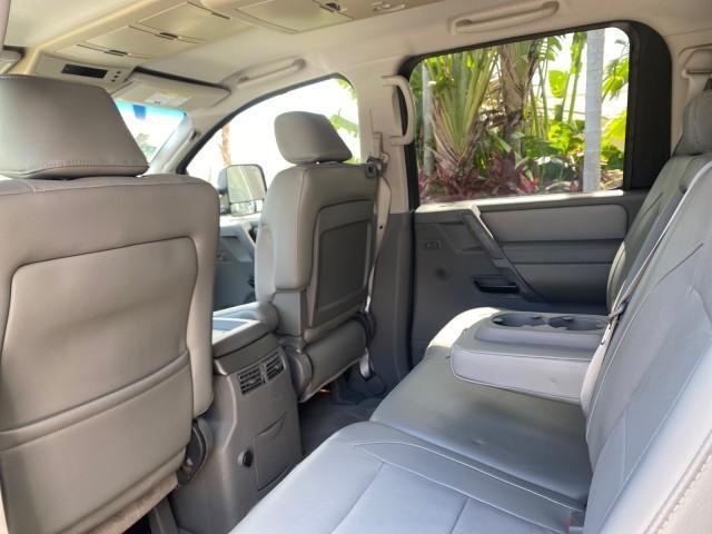 2007 Majestic Blue /Graphite/Titanium Nissan Titan LE 1 OWNER LOW MILES 39,670 CREW CAB (1N6BA07A67N) with an 5.6L DOHC 32-Valve V8 FFV Engine engine, Automatic transmission, located at 4701 North Dixie Hwy, Pompano Beach, FL, 33064, (954) 422-2889, 26.240938, -80.123474 - OUR WEBPAGE FLORIDACARS1.COM HAS OVER 100 PHOTOS AND FREE CARFAX LINK 2007 NISSAN TITAN LE FFV 1 OWNER CREW CAB LEATHER VIN: 1N6BA07A67N215171 1 N 6 B A 0 7 A 6 7 N 2 1 5 1 7 1 CREW PICKUP 5.6L V8 F DOHC 32V FLEX FUEL 19 MPG REAR WHEEL DRIVE Features ABS Brakes Air Conditioning Alloy Wheels AM/FM St - Photo#83