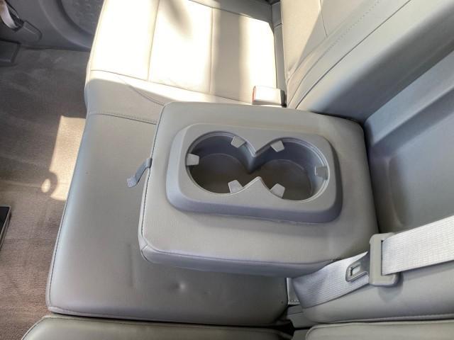 2007 Majestic Blue /Graphite/Titanium Nissan Titan LE 1 OWNER LOW MILES 39,670 CREW CAB (1N6BA07A67N) with an 5.6L DOHC 32-Valve V8 FFV Engine engine, Automatic transmission, located at 4701 North Dixie Hwy, Pompano Beach, FL, 33064, (954) 422-2889, 26.240938, -80.123474 - OUR WEBPAGE FLORIDACARS1.COM HAS OVER 100 PHOTOS AND FREE CARFAX LINK 2007 NISSAN TITAN LE FFV 1 OWNER CREW CAB LEATHER VIN: 1N6BA07A67N215171 1 N 6 B A 0 7 A 6 7 N 2 1 5 1 7 1 CREW PICKUP 5.6L V8 F DOHC 32V FLEX FUEL 19 MPG REAR WHEEL DRIVE Features ABS Brakes Air Conditioning Alloy Wheels AM/FM St - Photo#91