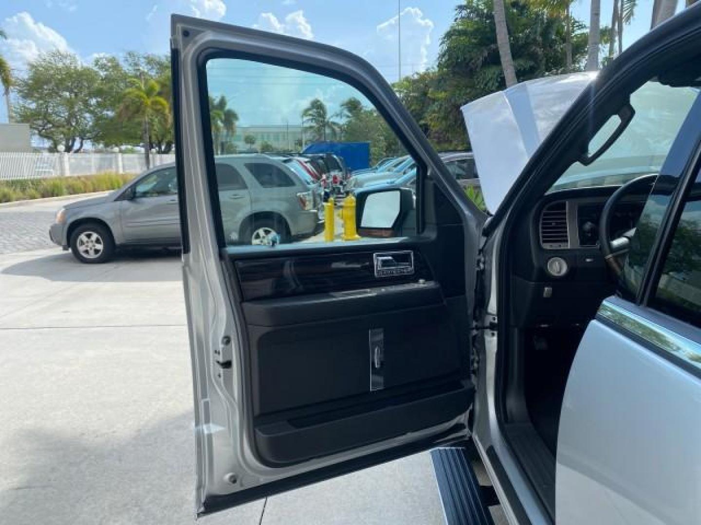2010 Sterling Gray Metallic /Charcoal Black Lincoln Navigator LOW MILES 49,245 NAV SUNROOF (5LMJJ2H55AE) with an 5.4L SOHC 24-Valve V8 FFV Engine engine, Automatic transmission, located at 4701 North Dixie Hwy, Pompano Beach, FL, 33064, (954) 422-2889, 26.240938, -80.123474 - OUR WEBPAGE FLORIDACARS1.COM HAS OVER 100 PHOTOS AND FREE CARFAX LINK 2010 LINCOLN NAVIGATOR NAVIGATION SUNROOF THIRD ROW VIN: 5LMJJ2H55AEJ04008 5 L M J J 2 H 5 5 A E J 0 4 0 0 8 4 DOOR WAGON/SPORT UTILITY 5.4L V8 F SOHC 24V FLEX FUEL 20 MPG REAR WHEEL DRIVE Features 20 Inch Plus Wheels A/C Seat(s) - Photo#9