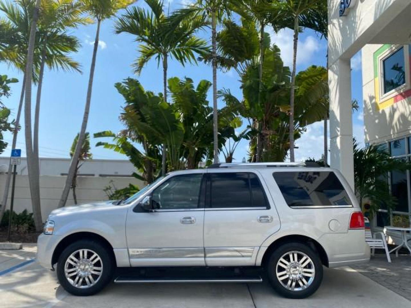 2010 Sterling Gray Metallic /Charcoal Black Lincoln Navigator LOW MILES 49,245 NAV SUNROOF (5LMJJ2H55AE) with an 5.4L SOHC 24-Valve V8 FFV Engine engine, Automatic transmission, located at 4701 North Dixie Hwy, Pompano Beach, FL, 33064, (954) 422-2889, 26.240938, -80.123474 - OUR WEBPAGE FLORIDACARS1.COM HAS OVER 100 PHOTOS AND FREE CARFAX LINK 2010 LINCOLN NAVIGATOR NAVIGATION SUNROOF THIRD ROW VIN: 5LMJJ2H55AEJ04008 5 L M J J 2 H 5 5 A E J 0 4 0 0 8 4 DOOR WAGON/SPORT UTILITY 5.4L V8 F SOHC 24V FLEX FUEL 20 MPG REAR WHEEL DRIVE Features 20 Inch Plus Wheels A/C Seat(s) - Photo#30