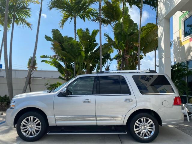 2010 Sterling Gray Metallic /Charcoal Black Lincoln Navigator LOW MILES 49,245 NAV SUNROOF (5LMJJ2H55AE) with an 5.4L SOHC 24-Valve V8 FFV Engine engine, Automatic transmission, located at 4701 North Dixie Hwy, Pompano Beach, FL, 33064, (954) 422-2889, 26.240938, -80.123474 - OUR WEBPAGE FLORIDACARS1.COM HAS OVER 100 PHOTOS AND FREE CARFAX LINK 2010 LINCOLN NAVIGATOR NAVIGATION SUNROOF THIRD ROW VIN: 5LMJJ2H55AEJ04008 5 L M J J 2 H 5 5 A E J 0 4 0 0 8 4 DOOR WAGON/SPORT UTILITY 5.4L V8 F SOHC 24V FLEX FUEL 20 MPG REAR WHEEL DRIVE Features 20 Inch Plus Wheels A/C Seat(s) - Photo#31
