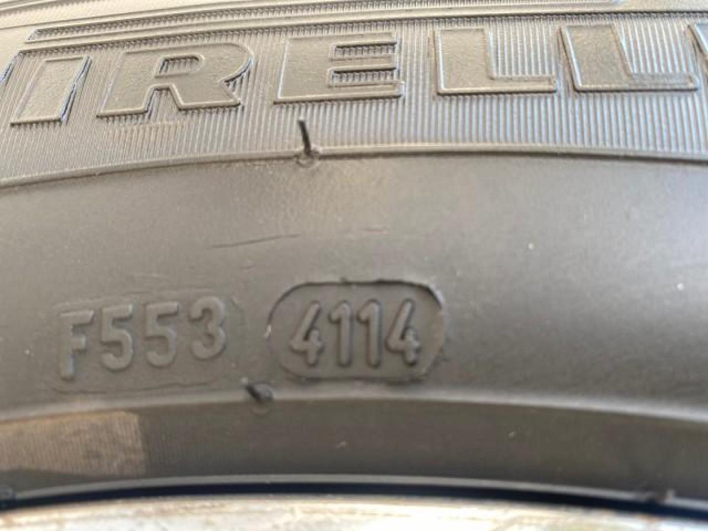 2010 Sterling Gray Metallic /Charcoal Black Lincoln Navigator LOW MILES 49,245 NAV SUNROOF (5LMJJ2H55AE) with an 5.4L SOHC 24-Valve V8 FFV Engine engine, Automatic transmission, located at 4701 North Dixie Hwy, Pompano Beach, FL, 33064, (954) 422-2889, 26.240938, -80.123474 - OUR WEBPAGE FLORIDACARS1.COM HAS OVER 100 PHOTOS AND FREE CARFAX LINK 2010 LINCOLN NAVIGATOR NAVIGATION SUNROOF THIRD ROW VIN: 5LMJJ2H55AEJ04008 5 L M J J 2 H 5 5 A E J 0 4 0 0 8 4 DOOR WAGON/SPORT UTILITY 5.4L V8 F SOHC 24V FLEX FUEL 20 MPG REAR WHEEL DRIVE Features 20 Inch Plus Wheels A/C Seat(s) - Photo#36