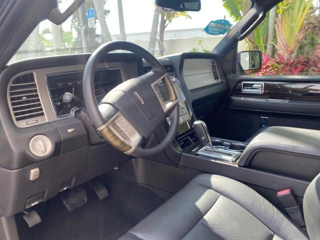 2010 Sterling Gray Metallic /Charcoal Black Lincoln Navigator LOW MILES 49,245 NAV SUNROOF (5LMJJ2H55AE) with an 5.4L SOHC 24-Valve V8 FFV Engine engine, Automatic transmission, located at 4701 North Dixie Hwy, Pompano Beach, FL, 33064, (954) 422-2889, 26.240938, -80.123474 - OUR WEBPAGE FLORIDACARS1.COM HAS OVER 100 PHOTOS AND FREE CARFAX LINK 2010 LINCOLN NAVIGATOR NAVIGATION SUNROOF THIRD ROW VIN: 5LMJJ2H55AEJ04008 5 L M J J 2 H 5 5 A E J 0 4 0 0 8 4 DOOR WAGON/SPORT UTILITY 5.4L V8 F SOHC 24V FLEX FUEL 20 MPG REAR WHEEL DRIVE Features 20 Inch Plus Wheels A/C Seat(s) - Photo#48