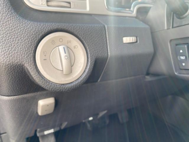 2010 Sterling Gray Metallic /Charcoal Black Lincoln Navigator LOW MILES 49,245 NAV SUNROOF (5LMJJ2H55AE) with an 5.4L SOHC 24-Valve V8 FFV Engine engine, Automatic transmission, located at 4701 North Dixie Hwy, Pompano Beach, FL, 33064, (954) 422-2889, 26.240938, -80.123474 - OUR WEBPAGE FLORIDACARS1.COM HAS OVER 100 PHOTOS AND FREE CARFAX LINK 2010 LINCOLN NAVIGATOR NAVIGATION SUNROOF THIRD ROW VIN: 5LMJJ2H55AEJ04008 5 L M J J 2 H 5 5 A E J 0 4 0 0 8 4 DOOR WAGON/SPORT UTILITY 5.4L V8 F SOHC 24V FLEX FUEL 20 MPG REAR WHEEL DRIVE Features 20 Inch Plus Wheels A/C Seat(s) - Photo#54