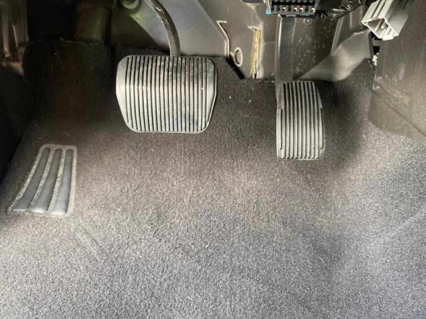 2010 Sterling Gray Metallic /Charcoal Black Lincoln Navigator LOW MILES 49,245 NAV SUNROOF (5LMJJ2H55AE) with an 5.4L SOHC 24-Valve V8 FFV Engine engine, Automatic transmission, located at 4701 North Dixie Hwy, Pompano Beach, FL, 33064, (954) 422-2889, 26.240938, -80.123474 - OUR WEBPAGE FLORIDACARS1.COM HAS OVER 100 PHOTOS AND FREE CARFAX LINK 2010 LINCOLN NAVIGATOR NAVIGATION SUNROOF THIRD ROW VIN: 5LMJJ2H55AEJ04008 5 L M J J 2 H 5 5 A E J 0 4 0 0 8 4 DOOR WAGON/SPORT UTILITY 5.4L V8 F SOHC 24V FLEX FUEL 20 MPG REAR WHEEL DRIVE Features 20 Inch Plus Wheels A/C Seat(s) - Photo#55