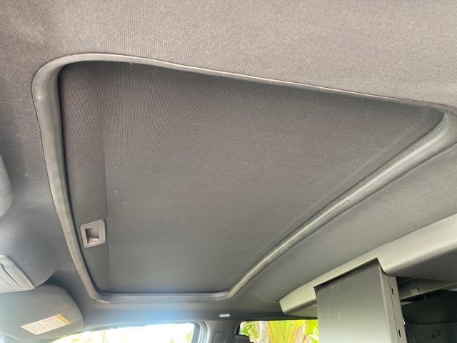 2010 Sterling Gray Metallic /Charcoal Black Lincoln Navigator LOW MILES 49,245 NAV SUNROOF (5LMJJ2H55AE) with an 5.4L SOHC 24-Valve V8 FFV Engine engine, Automatic transmission, located at 4701 North Dixie Hwy, Pompano Beach, FL, 33064, (954) 422-2889, 26.240938, -80.123474 - OUR WEBPAGE FLORIDACARS1.COM HAS OVER 100 PHOTOS AND FREE CARFAX LINK 2010 LINCOLN NAVIGATOR NAVIGATION SUNROOF THIRD ROW VIN: 5LMJJ2H55AEJ04008 5 L M J J 2 H 5 5 A E J 0 4 0 0 8 4 DOOR WAGON/SPORT UTILITY 5.4L V8 F SOHC 24V FLEX FUEL 20 MPG REAR WHEEL DRIVE Features 20 Inch Plus Wheels A/C Seat(s) - Photo#73