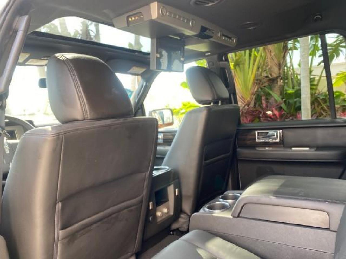2010 Sterling Gray Metallic /Charcoal Black Lincoln Navigator LOW MILES 49,245 NAV SUNROOF (5LMJJ2H55AE) with an 5.4L SOHC 24-Valve V8 FFV Engine engine, Automatic transmission, located at 4701 North Dixie Hwy, Pompano Beach, FL, 33064, (954) 422-2889, 26.240938, -80.123474 - OUR WEBPAGE FLORIDACARS1.COM HAS OVER 100 PHOTOS AND FREE CARFAX LINK 2010 LINCOLN NAVIGATOR NAVIGATION SUNROOF THIRD ROW VIN: 5LMJJ2H55AEJ04008 5 L M J J 2 H 5 5 A E J 0 4 0 0 8 4 DOOR WAGON/SPORT UTILITY 5.4L V8 F SOHC 24V FLEX FUEL 20 MPG REAR WHEEL DRIVE Features 20 Inch Plus Wheels A/C Seat(s) - Photo#83