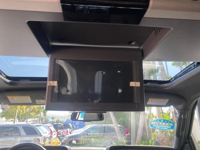 2010 Sterling Gray Metallic /Charcoal Black Lincoln Navigator LOW MILES 49,245 NAV SUNROOF (5LMJJ2H55AE) with an 5.4L SOHC 24-Valve V8 FFV Engine engine, Automatic transmission, located at 4701 North Dixie Hwy, Pompano Beach, FL, 33064, (954) 422-2889, 26.240938, -80.123474 - OUR WEBPAGE FLORIDACARS1.COM HAS OVER 100 PHOTOS AND FREE CARFAX LINK 2010 LINCOLN NAVIGATOR NAVIGATION SUNROOF THIRD ROW VIN: 5LMJJ2H55AEJ04008 5 L M J J 2 H 5 5 A E J 0 4 0 0 8 4 DOOR WAGON/SPORT UTILITY 5.4L V8 F SOHC 24V FLEX FUEL 20 MPG REAR WHEEL DRIVE Features 20 Inch Plus Wheels A/C Seat(s) - Photo#89