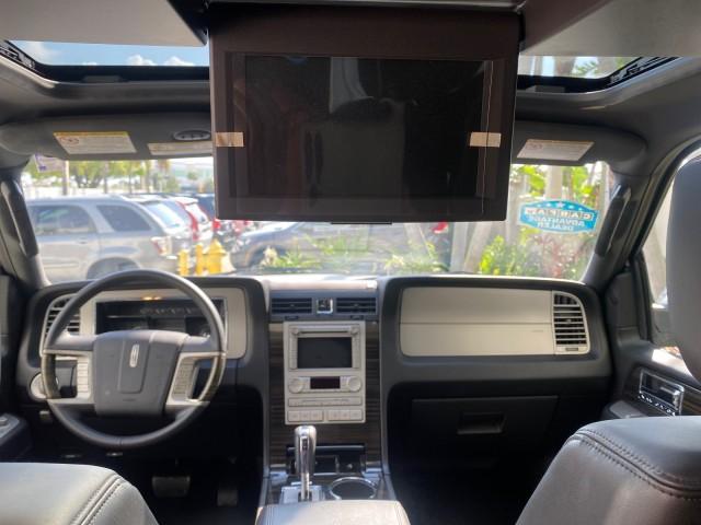2010 Sterling Gray Metallic /Charcoal Black Lincoln Navigator LOW MILES 49,245 NAV SUNROOF (5LMJJ2H55AE) with an 5.4L SOHC 24-Valve V8 FFV Engine engine, Automatic transmission, located at 4701 North Dixie Hwy, Pompano Beach, FL, 33064, (954) 422-2889, 26.240938, -80.123474 - OUR WEBPAGE FLORIDACARS1.COM HAS OVER 100 PHOTOS AND FREE CARFAX LINK 2010 LINCOLN NAVIGATOR NAVIGATION SUNROOF THIRD ROW VIN: 5LMJJ2H55AEJ04008 5 L M J J 2 H 5 5 A E J 0 4 0 0 8 4 DOOR WAGON/SPORT UTILITY 5.4L V8 F SOHC 24V FLEX FUEL 20 MPG REAR WHEEL DRIVE Features 20 Inch Plus Wheels A/C Seat(s) - Photo#91