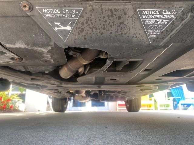 2013 Blizzard Pearl /Sand Beige Toyota Highlander Plus LOW MILES 42,200 1 OWNER (5TDZK3EH5DS) with an 3.5L DOHC 24-Valve VVT-i V6 Engine engine, Automatic transmission, located at 4701 North Dixie Hwy, Pompano Beach, FL, 33064, (954) 422-2889, 26.240938, -80.123474 - OUR WEBPAGE FLORIDACARS1.COM HAS OVER 100 PHOTOS AND FREE CARFAX LINK 2013 Toyota Highlander Plus 1 OWNER NEW $30,474 VIN: 5TDZK3EH5DS095210 4 Door Wagon/Sport Utility 3.5L V6 F DOHC 24V Gasoline Front Wheel Drive Features ABS Brakes Air Conditioning Alloy Wheels AM/FM Stereo Automatic Transmission - Photo#21