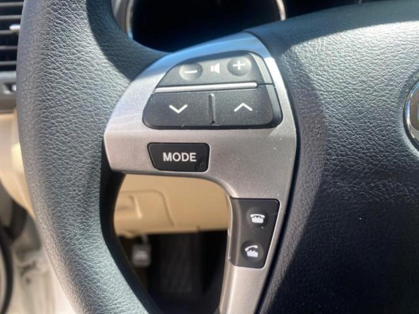 2013 Blizzard Pearl /Sand Beige Toyota Highlander Plus LOW MILES 42,200 1 OWNER (5TDZK3EH5DS) with an 3.5L DOHC 24-Valve VVT-i V6 Engine engine, Automatic transmission, located at 4701 North Dixie Hwy, Pompano Beach, FL, 33064, (954) 422-2889, 26.240938, -80.123474 - OUR WEBPAGE FLORIDACARS1.COM HAS OVER 100 PHOTOS AND FREE CARFAX LINK 2013 Toyota Highlander Plus 1 OWNER NEW $30,474 VIN: 5TDZK3EH5DS095210 4 Door Wagon/Sport Utility 3.5L V6 F DOHC 24V Gasoline Front Wheel Drive Features ABS Brakes Air Conditioning Alloy Wheels AM/FM Stereo Automatic Transmission - Photo#48