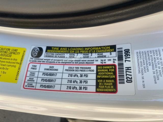 2013 Blizzard Pearl /Sand Beige Toyota Highlander Plus LOW MILES 42,200 1 OWNER (5TDZK3EH5DS) with an 3.5L DOHC 24-Valve VVT-i V6 Engine engine, Automatic transmission, located at 4701 North Dixie Hwy, Pompano Beach, FL, 33064, (954) 422-2889, 26.240938, -80.123474 - OUR WEBPAGE FLORIDACARS1.COM HAS OVER 100 PHOTOS AND FREE CARFAX LINK 2013 Toyota Highlander Plus 1 OWNER NEW $30,474 VIN: 5TDZK3EH5DS095210 4 Door Wagon/Sport Utility 3.5L V6 F DOHC 24V Gasoline Front Wheel Drive Features ABS Brakes Air Conditioning Alloy Wheels AM/FM Stereo Automatic Transmission - Photo#69