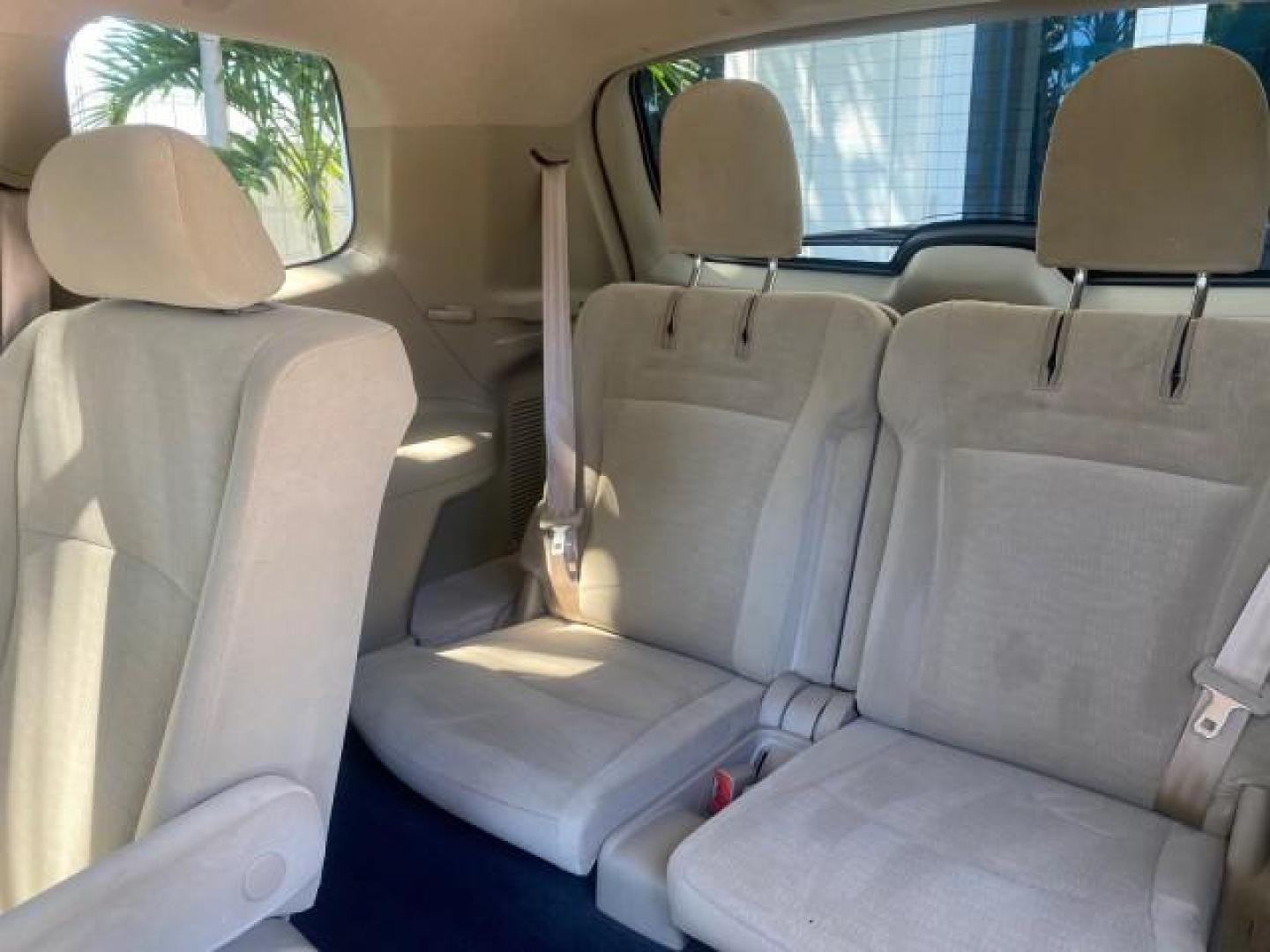 2013 Blizzard Pearl /Sand Beige Toyota Highlander Plus LOW MILES 42,200 1 OWNER (5TDZK3EH5DS) with an 3.5L DOHC 24-Valve VVT-i V6 Engine engine, Automatic transmission, located at 4701 North Dixie Hwy, Pompano Beach, FL, 33064, (954) 422-2889, 26.240938, -80.123474 - OUR WEBPAGE FLORIDACARS1.COM HAS OVER 100 PHOTOS AND FREE CARFAX LINK 2013 Toyota Highlander Plus 1 OWNER NEW $30,474 VIN: 5TDZK3EH5DS095210 4 Door Wagon/Sport Utility 3.5L V6 F DOHC 24V Gasoline Front Wheel Drive Features ABS Brakes Air Conditioning Alloy Wheels AM/FM Stereo Automatic Transmission - Photo#85