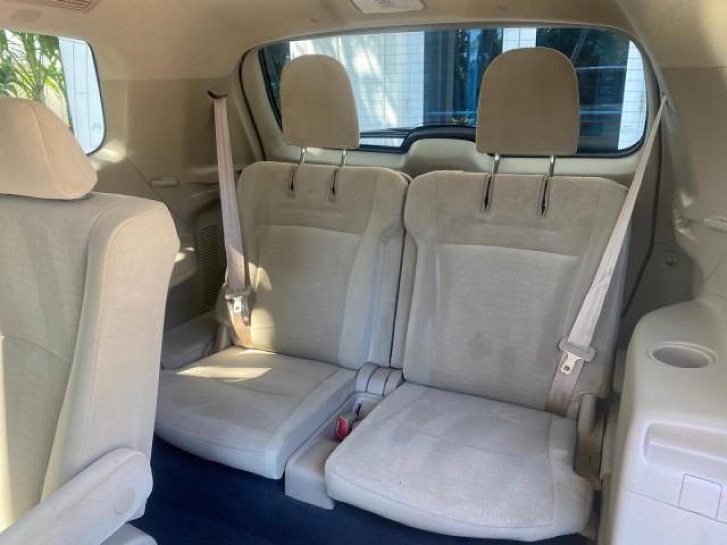 2013 Blizzard Pearl /Sand Beige Toyota Highlander Plus LOW MILES 42,200 1 OWNER (5TDZK3EH5DS) with an 3.5L DOHC 24-Valve VVT-i V6 Engine engine, Automatic transmission, located at 4701 North Dixie Hwy, Pompano Beach, FL, 33064, (954) 422-2889, 26.240938, -80.123474 - OUR WEBPAGE FLORIDACARS1.COM HAS OVER 100 PHOTOS AND FREE CARFAX LINK 2013 Toyota Highlander Plus 1 OWNER NEW $30,474 VIN: 5TDZK3EH5DS095210 4 Door Wagon/Sport Utility 3.5L V6 F DOHC 24V Gasoline Front Wheel Drive Features ABS Brakes Air Conditioning Alloy Wheels AM/FM Stereo Automatic Transmission - Photo#87