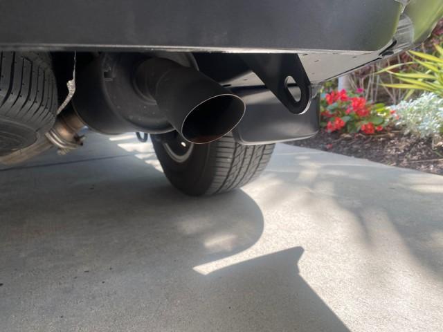 2013 Blizzard Pearl /Sand Beige Toyota Highlander Plus LOW MILES 42,200 1 OWNER (5TDZK3EH5DS) with an 3.5L DOHC 24-Valve VVT-i V6 Engine engine, Automatic transmission, located at 4701 North Dixie Hwy, Pompano Beach, FL, 33064, (954) 422-2889, 26.240938, -80.123474 - OUR WEBPAGE FLORIDACARS1.COM HAS OVER 100 PHOTOS AND FREE CARFAX LINK 2013 Toyota Highlander Plus 1 OWNER NEW $30,474 VIN: 5TDZK3EH5DS095210 4 Door Wagon/Sport Utility 3.5L V6 F DOHC 24V Gasoline Front Wheel Drive Features ABS Brakes Air Conditioning Alloy Wheels AM/FM Stereo Automatic Transmission - Photo#95