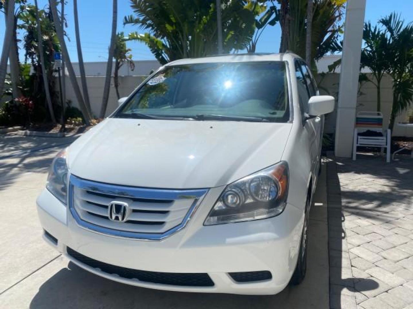 2010 Taffeta White /Ivory Honda Odyssey EX-L LOW MILES 58,506 1 OWNER BRAUN (5FNRL3H68AB) with an 3.5L SOHC MPFI 24-Valve i-VTEC V6 Engine engine, Automatic transmission, located at 4701 North Dixie Hwy, Pompano Beach, FL, 33064, (954) 422-2889, 26.240938, -80.123474 - OUR WEBPAGE FLORIDACARS1.COM HAS OVER 100 PHOTOS AND FREE CARFAX LINK 2010 HONDA ODYSSEY EX-L 1 OWNER BRAUN HANDICAP CONVERSION VAN NEW $33,544 VIN: 5FNRL3H68AB090445 5 F N R L 3 H 6 8 A B 0 9 0 4 4 5 VAN 3.5L V6 F SOHC 24V GASOLINE 25 MPG FRONT WHEEL DRIVE Features ABS Brakes Air Conditioning Alloy- Photo#3