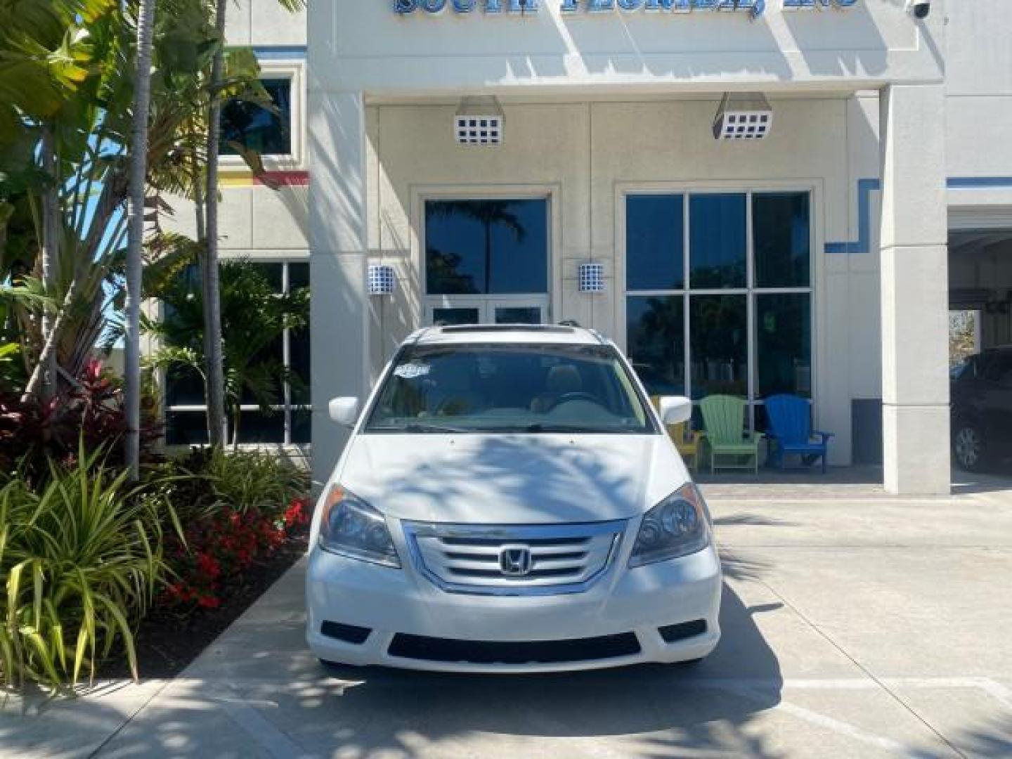 2010 Taffeta White /Ivory Honda Odyssey EX-L LOW MILES 58,506 1 OWNER BRAUN (5FNRL3H68AB) with an 3.5L SOHC MPFI 24-Valve i-VTEC V6 Engine engine, Automatic transmission, located at 4701 North Dixie Hwy, Pompano Beach, FL, 33064, (954) 422-2889, 26.240938, -80.123474 - OUR WEBPAGE FLORIDACARS1.COM HAS OVER 100 PHOTOS AND FREE CARFAX LINK 2010 HONDA ODYSSEY EX-L 1 OWNER BRAUN HANDICAP CONVERSION VAN NEW $33,544 VIN: 5FNRL3H68AB090445 5 F N R L 3 H 6 8 A B 0 9 0 4 4 5 VAN 3.5L V6 F SOHC 24V GASOLINE 25 MPG FRONT WHEEL DRIVE Features ABS Brakes Air Conditioning Alloy- Photo#25