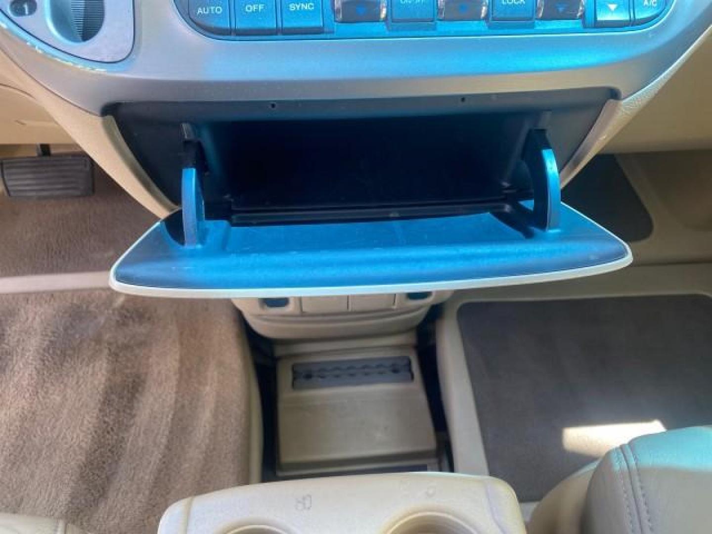 2010 Taffeta White /Ivory Honda Odyssey EX-L LOW MILES 58,506 1 OWNER BRAUN (5FNRL3H68AB) with an 3.5L SOHC MPFI 24-Valve i-VTEC V6 Engine engine, Automatic transmission, located at 4701 North Dixie Hwy, Pompano Beach, FL, 33064, (954) 422-2889, 26.240938, -80.123474 - OUR WEBPAGE FLORIDACARS1.COM HAS OVER 100 PHOTOS AND FREE CARFAX LINK 2010 HONDA ODYSSEY EX-L 1 OWNER BRAUN HANDICAP CONVERSION VAN NEW $33,544 VIN: 5FNRL3H68AB090445 5 F N R L 3 H 6 8 A B 0 9 0 4 4 5 VAN 3.5L V6 F SOHC 24V GASOLINE 25 MPG FRONT WHEEL DRIVE Features ABS Brakes Air Conditioning Alloy- Photo#64