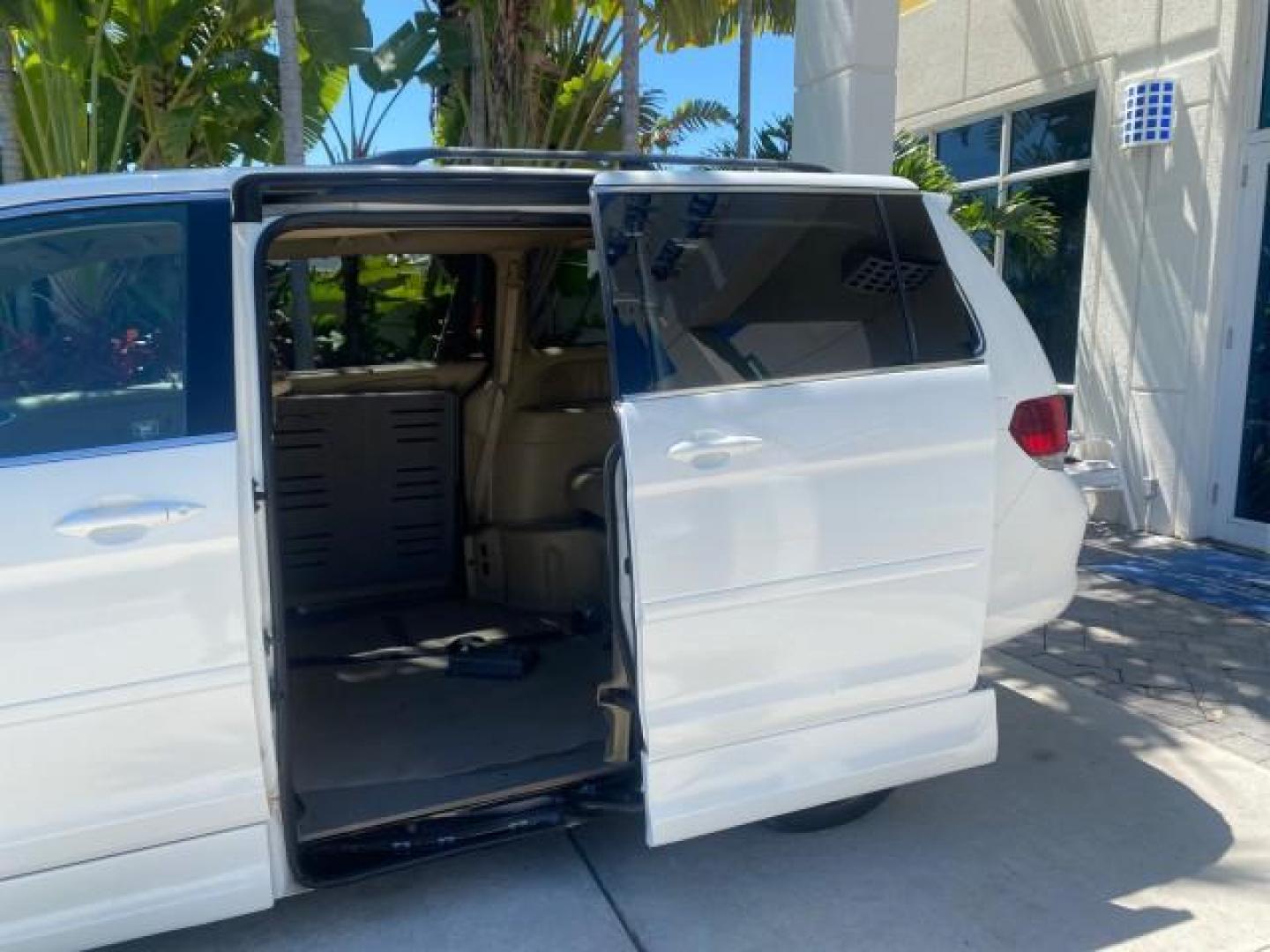 2010 Taffeta White /Ivory Honda Odyssey EX-L LOW MILES 58,506 1 OWNER BRAUN (5FNRL3H68AB) with an 3.5L SOHC MPFI 24-Valve i-VTEC V6 Engine engine, Automatic transmission, located at 4701 North Dixie Hwy, Pompano Beach, FL, 33064, (954) 422-2889, 26.240938, -80.123474 - OUR WEBPAGE FLORIDACARS1.COM HAS OVER 100 PHOTOS AND FREE CARFAX LINK 2010 HONDA ODYSSEY EX-L 1 OWNER BRAUN HANDICAP CONVERSION VAN NEW $33,544 VIN: 5FNRL3H68AB090445 5 F N R L 3 H 6 8 A B 0 9 0 4 4 5 VAN 3.5L V6 F SOHC 24V GASOLINE 25 MPG FRONT WHEEL DRIVE Features ABS Brakes Air Conditioning Alloy- Photo#77