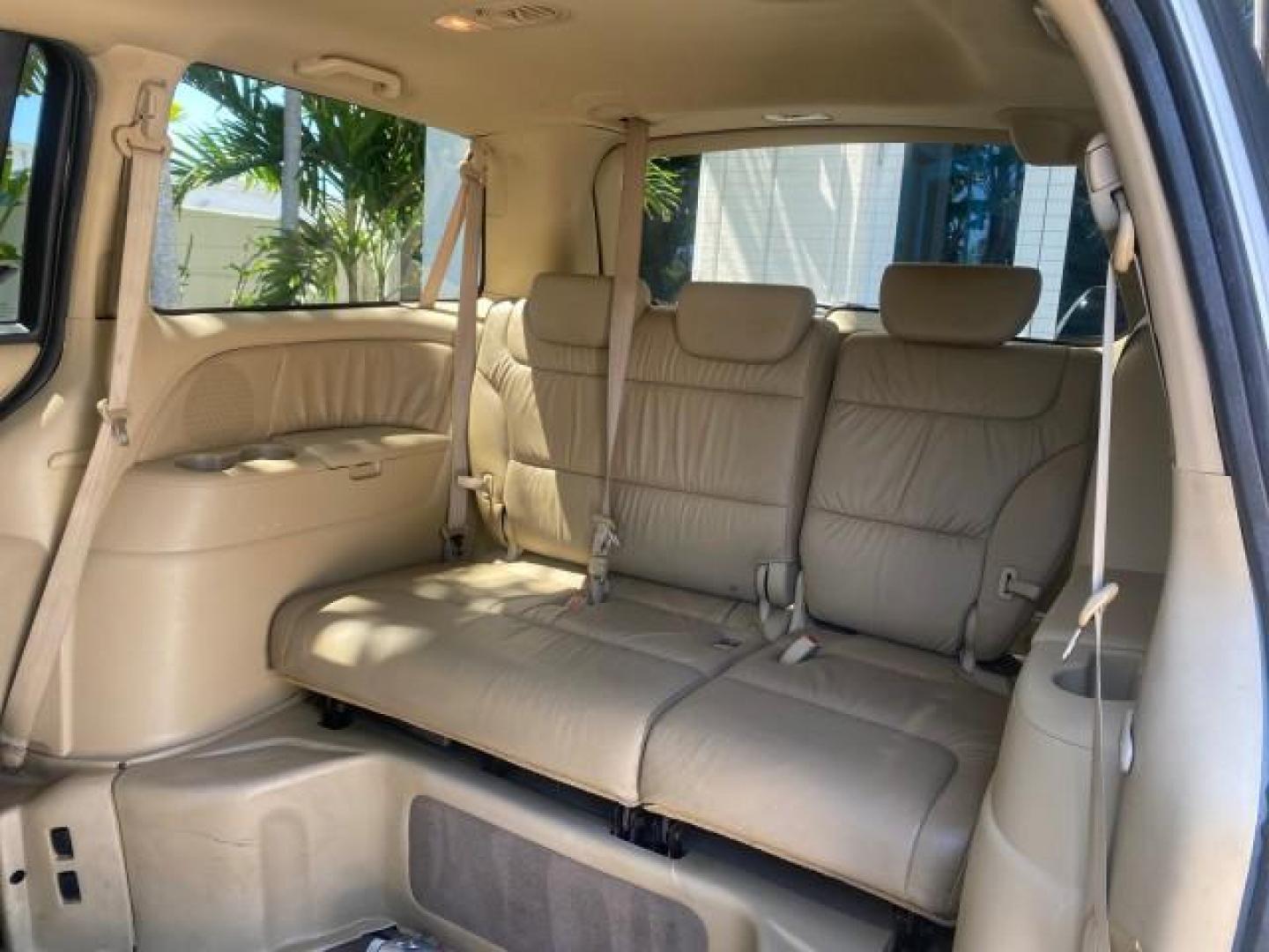 2010 Taffeta White /Ivory Honda Odyssey EX-L LOW MILES 58,506 1 OWNER BRAUN (5FNRL3H68AB) with an 3.5L SOHC MPFI 24-Valve i-VTEC V6 Engine engine, Automatic transmission, located at 4701 North Dixie Hwy, Pompano Beach, FL, 33064, (954) 422-2889, 26.240938, -80.123474 - OUR WEBPAGE FLORIDACARS1.COM HAS OVER 100 PHOTOS AND FREE CARFAX LINK 2010 HONDA ODYSSEY EX-L 1 OWNER BRAUN HANDICAP CONVERSION VAN NEW $33,544 VIN: 5FNRL3H68AB090445 5 F N R L 3 H 6 8 A B 0 9 0 4 4 5 VAN 3.5L V6 F SOHC 24V GASOLINE 25 MPG FRONT WHEEL DRIVE Features ABS Brakes Air Conditioning Alloy- Photo#83
