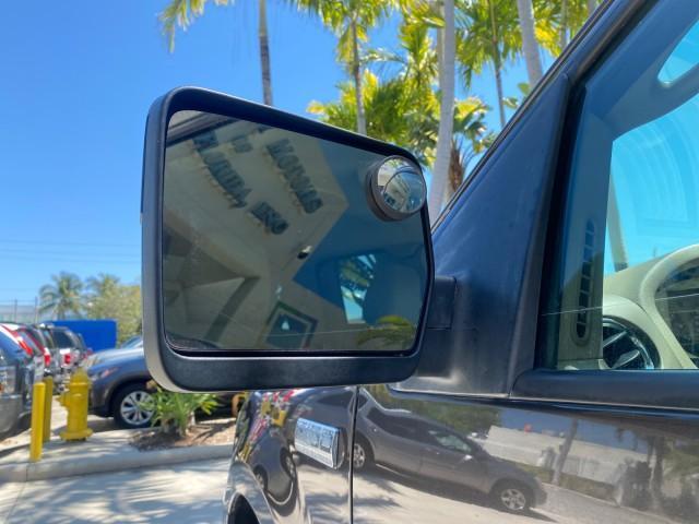 2006 Black /Tan Ford F-150 XLT LOW MILES 61,649 (1FTPX12596N) with an 5.4L 3v EFI V8 Engine engine, Automatic transmission, located at 4701 North Dixie Hwy, Pompano Beach, FL, 33064, (954) 422-2889, 26.240938, -80.123474 - OUR WEBPAGE FLORIDACARS1.COM HAS OVER 100 PHOTOS AND FREE CARFAX LINK 2006 FORD F-150 XLT 6.5 FT BED LOADED VERY HANDY FOR WORK VIN: 1FTPX12596NA02804 1 F T P X 1 2 5 9 6 N A 0 2 8 0 4 4 DOOR EXTENDED CAB PICKUP 5.4L V8 F SOHC GASOLINE 19 MPG REAR WHEEL DRIVE Features ABS Brakes Air Conditioning All - Photo#39