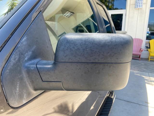 2006 Black /Tan Ford F-150 XLT LOW MILES 61,649 (1FTPX12596N) with an 5.4L 3v EFI V8 Engine engine, Automatic transmission, located at 4701 North Dixie Hwy, Pompano Beach, FL, 33064, (954) 422-2889, 26.240938, -80.123474 - OUR WEBPAGE FLORIDACARS1.COM HAS OVER 100 PHOTOS AND FREE CARFAX LINK 2006 FORD F-150 XLT 6.5 FT BED LOADED VERY HANDY FOR WORK VIN: 1FTPX12596NA02804 1 F T P X 1 2 5 9 6 N A 0 2 8 0 4 4 DOOR EXTENDED CAB PICKUP 5.4L V8 F SOHC GASOLINE 19 MPG REAR WHEEL DRIVE Features ABS Brakes Air Conditioning All - Photo#40