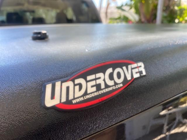 2006 Black /Tan Ford F-150 XLT LOW MILES 61,649 (1FTPX12596N) with an 5.4L 3v EFI V8 Engine engine, Automatic transmission, located at 4701 North Dixie Hwy, Pompano Beach, FL, 33064, (954) 422-2889, 26.240938, -80.123474 - OUR WEBPAGE FLORIDACARS1.COM HAS OVER 100 PHOTOS AND FREE CARFAX LINK 2006 FORD F-150 XLT 6.5 FT BED LOADED VERY HANDY FOR WORK VIN: 1FTPX12596NA02804 1 F T P X 1 2 5 9 6 N A 0 2 8 0 4 4 DOOR EXTENDED CAB PICKUP 5.4L V8 F SOHC GASOLINE 19 MPG REAR WHEEL DRIVE Features ABS Brakes Air Conditioning All - Photo#88