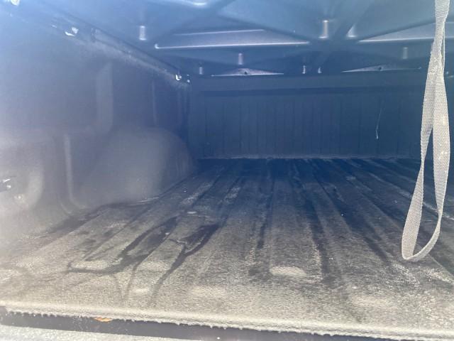 2006 Black /Tan Ford F-150 XLT LOW MILES 61,649 (1FTPX12596N) with an 5.4L 3v EFI V8 Engine engine, Automatic transmission, located at 4701 North Dixie Hwy, Pompano Beach, FL, 33064, (954) 422-2889, 26.240938, -80.123474 - OUR WEBPAGE FLORIDACARS1.COM HAS OVER 100 PHOTOS AND FREE CARFAX LINK 2006 FORD F-150 XLT 6.5 FT BED LOADED VERY HANDY FOR WORK VIN: 1FTPX12596NA02804 1 F T P X 1 2 5 9 6 N A 0 2 8 0 4 4 DOOR EXTENDED CAB PICKUP 5.4L V8 F SOHC GASOLINE 19 MPG REAR WHEEL DRIVE Features ABS Brakes Air Conditioning All - Photo#91