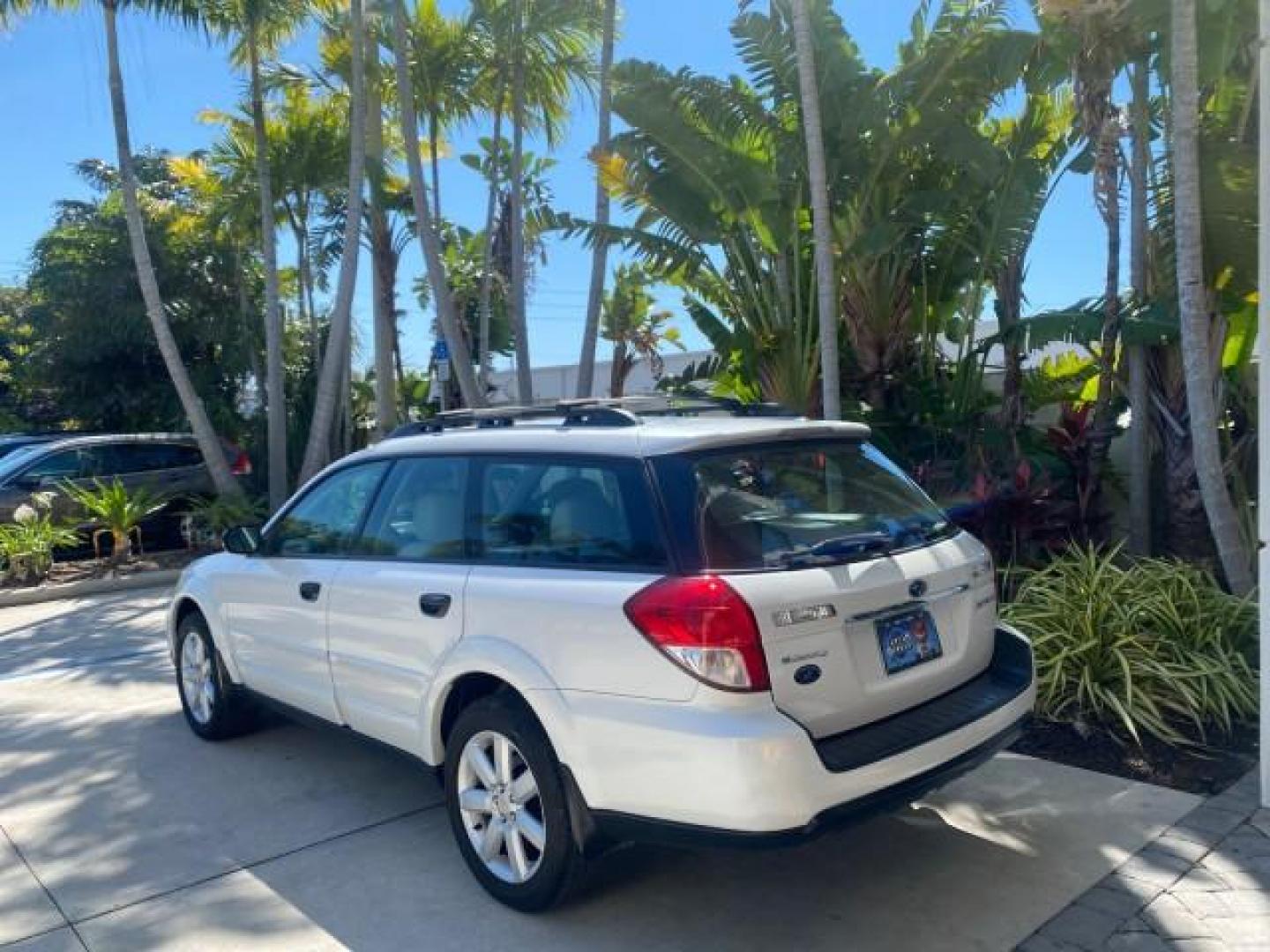 2009 Satin White Pearl /Taupe Subaru Outback Special Edition LOW MILES 68,114 (4S4BP61C697) with an 2.5L SOHC SMPI 16-Valve 4-Cyl Boxer Engine engine, Automatic transmission, located at 4701 North Dixie Hwy, Pompano Beach, FL, 33064, (954) 422-2889, 26.240938, -80.123474 - OUR WEBPAGE FLORIDACARS1.COM HAS OVER 100 PHOTOS AND FREE CARFAX LINK 2009 Subaru Outback 2.5I Special Edition 4WD VIN: 4S4BP61C697310640 4 Door Wagon/Sport Utility 2.5L H4 F SOHC 16V Gasoline 26 MPG All Wheel Drive Features 4WD/AWD ABS Brakes Air Conditioning Alloy Wheels AM/FM Stereo Automatic Tra - Photo#32