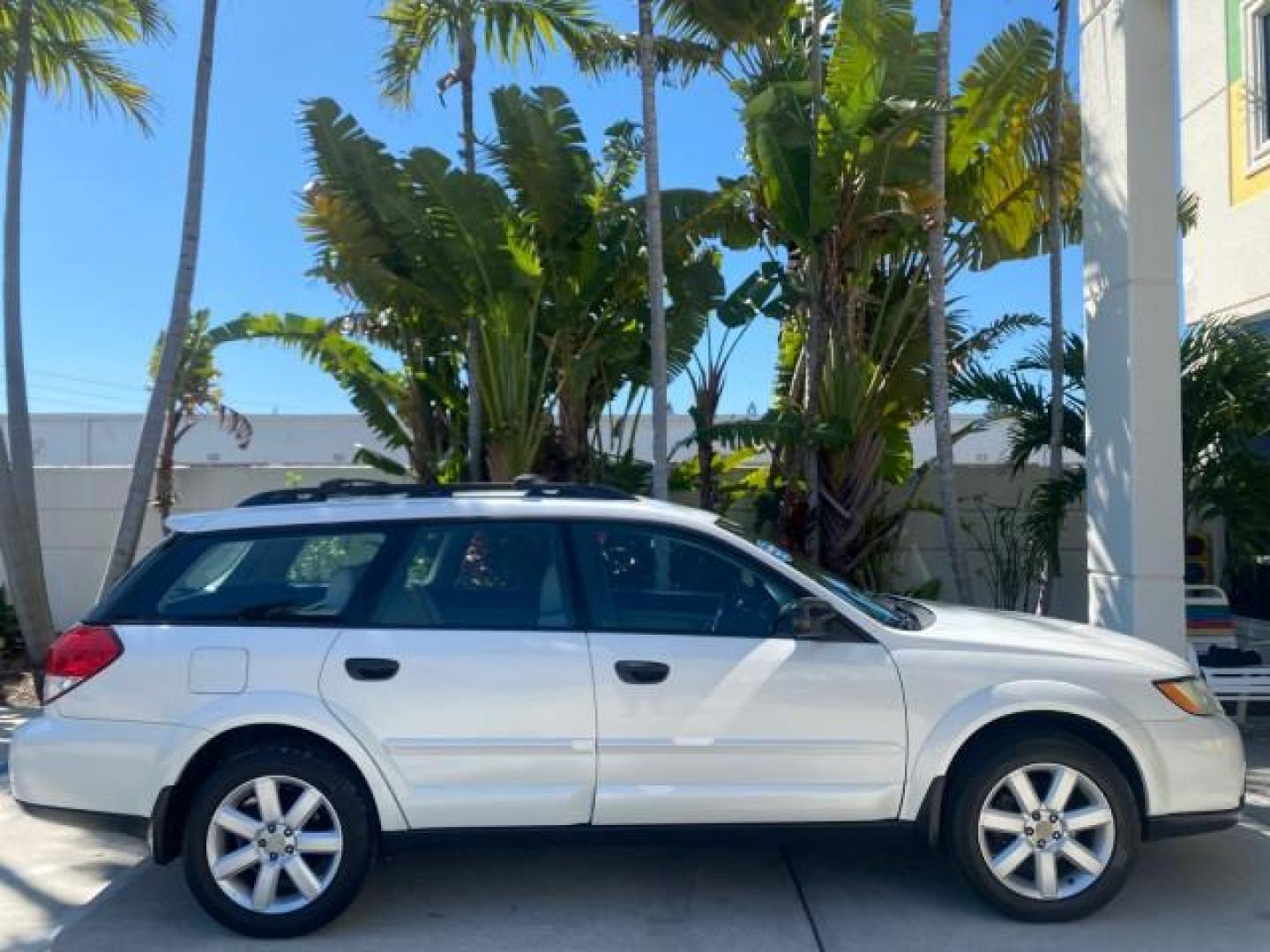 2009 Satin White Pearl /Taupe Subaru Outback Special Edition LOW MILES 68,114 (4S4BP61C697) with an 2.5L SOHC SMPI 16-Valve 4-Cyl Boxer Engine engine, Automatic transmission, located at 4701 North Dixie Hwy, Pompano Beach, FL, 33064, (954) 422-2889, 26.240938, -80.123474 - OUR WEBPAGE FLORIDACARS1.COM HAS OVER 100 PHOTOS AND FREE CARFAX LINK 2009 Subaru Outback 2.5I Special Edition 4WD VIN: 4S4BP61C697310640 4 Door Wagon/Sport Utility 2.5L H4 F SOHC 16V Gasoline 26 MPG All Wheel Drive Features 4WD/AWD ABS Brakes Air Conditioning Alloy Wheels AM/FM Stereo Automatic Tra - Photo#97