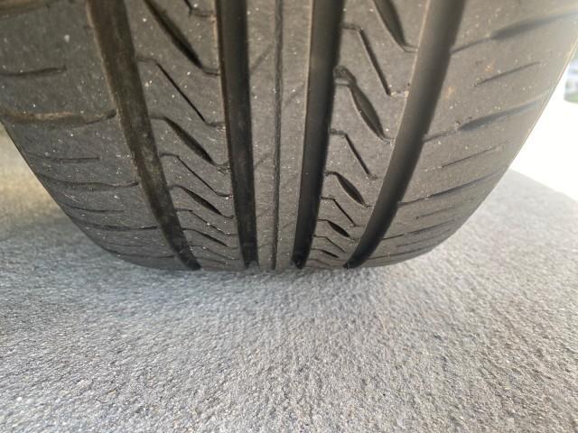 1999 Silver Frost Metallic /Greystone Mercury Cougar 3DR HATCH LOW MILES 28,846 (1ZWFT61L0X5) with an 2.5L DOHC SEFI 24-Valve V6 Duratec Engine engine, Automatic transmission, located at 4701 North Dixie Hwy, Pompano Beach, FL, 33064, (954) 422-2889, 26.240938, -80.123474 - OUR WEBPAGE FLORIDACARS1.COM HAS OVER 100 PHOTOS AND FREE CARFAX LINK 1999 MERCURY COUGAR VIN: 1ZWFT61L0X5611052 1 Z W F T 6 1 L 0 X 5 6 1 1 0 5 2 HATCHBACK 2 DR 2.5L V6 F DOHC 24V GASOLINE 30 MPG FRONT WHEEL DRIVE Features Air Conditioning Alloy Wheels AM/FM Stereo Automatic Transmission Cassette P - Photo#20