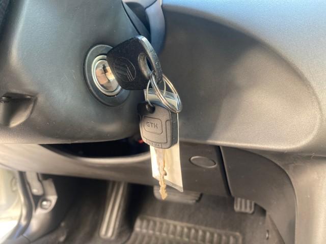 1999 Silver Frost Metallic /Greystone Mercury Cougar 3DR HATCH LOW MILES 28,846 (1ZWFT61L0X5) with an 2.5L DOHC SEFI 24-Valve V6 Duratec Engine engine, Automatic transmission, located at 4701 North Dixie Hwy, Pompano Beach, FL, 33064, (954) 422-2889, 26.240938, -80.123474 - OUR WEBPAGE FLORIDACARS1.COM HAS OVER 100 PHOTOS AND FREE CARFAX LINK 1999 MERCURY COUGAR VIN: 1ZWFT61L0X5611052 1 Z W F T 6 1 L 0 X 5 6 1 1 0 5 2 HATCHBACK 2 DR 2.5L V6 F DOHC 24V GASOLINE 30 MPG FRONT WHEEL DRIVE Features Air Conditioning Alloy Wheels AM/FM Stereo Automatic Transmission Cassette P - Photo#55