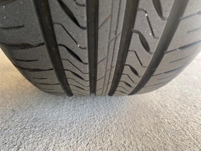 1999 Silver Frost Metallic /Greystone Mercury Cougar 3DR HATCH LOW MILES 28,846 (1ZWFT61L0X5) with an 2.5L DOHC SEFI 24-Valve V6 Duratec Engine engine, Automatic transmission, located at 4701 North Dixie Hwy, Pompano Beach, FL, 33064, (954) 422-2889, 26.240938, -80.123474 - OUR WEBPAGE FLORIDACARS1.COM HAS OVER 100 PHOTOS AND FREE CARFAX LINK 1999 MERCURY COUGAR VIN: 1ZWFT61L0X5611052 1 Z W F T 6 1 L 0 X 5 6 1 1 0 5 2 HATCHBACK 2 DR 2.5L V6 F DOHC 24V GASOLINE 30 MPG FRONT WHEEL DRIVE Features Air Conditioning Alloy Wheels AM/FM Stereo Automatic Transmission Cassette P - Photo#77