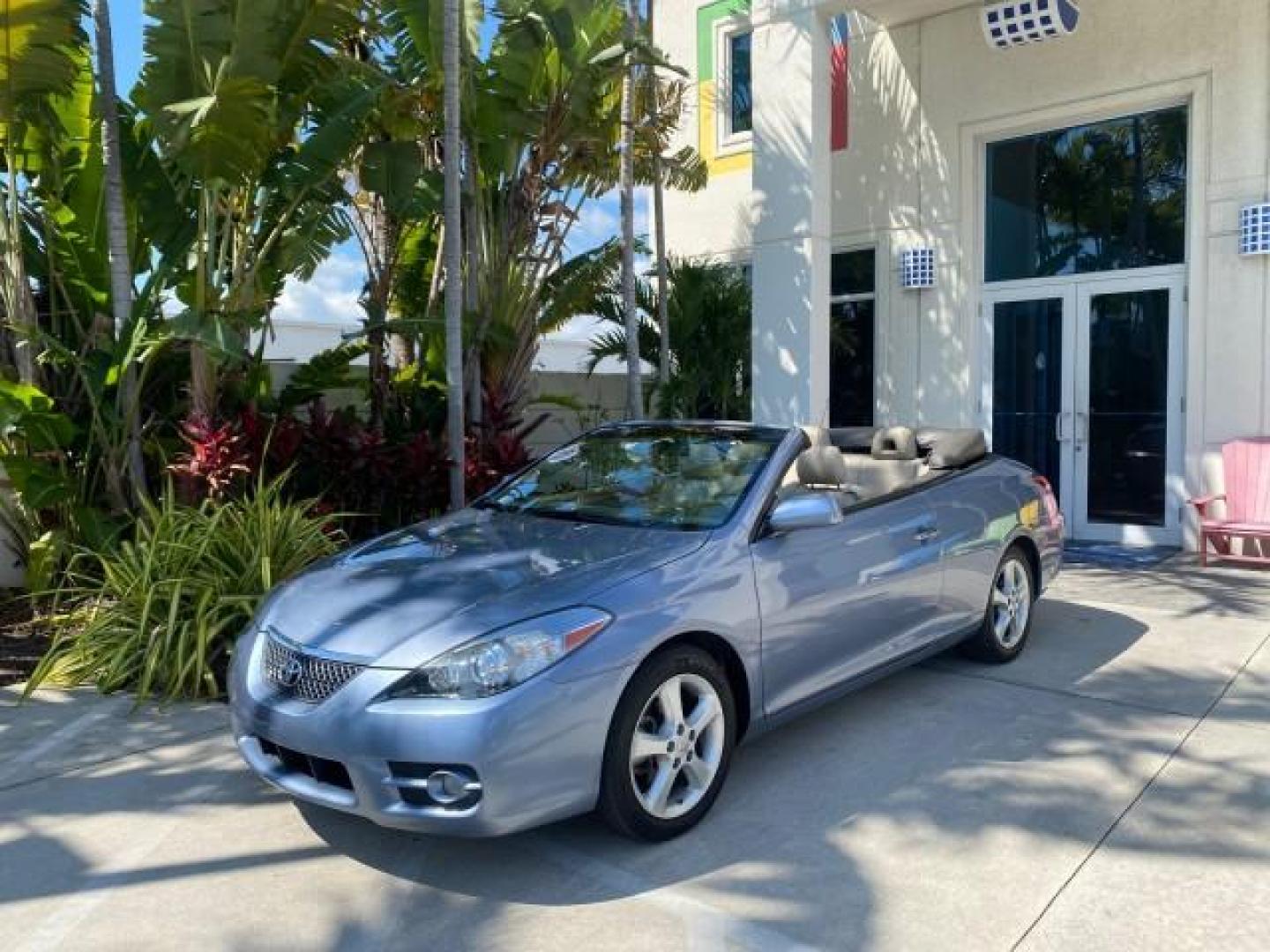 2007 Cosmic Blue Metallic /Ivory Toyota Camry Solara SLE LOW MILES 60,485 1 OWNER FL (4T1FA38P57U) with an 3.3L DOHC SMPI VVT-i 24-Valve V6 Engine engine, Automatic transmission, located at 4701 North Dixie Hwy, Pompano Beach, FL, 33064, (954) 422-2889, 26.240938, -80.123474 - OUR WEBPAGE FLORIDACARS1.COM HAS OVER 100 PHOTOS AND FREE CARFAX LINK 2007 Toyota Camry Solara SLE V6 1 OWNER FL Convertible 3.3L V6 F DOHC 24V Gasoline Front Wheel Drive Features ABS Brakes Air Conditioning Alloy Wheels AM/FM Stereo Automatic Transmission Auxiliary Audio Input Bluetooth Technology - Photo#31