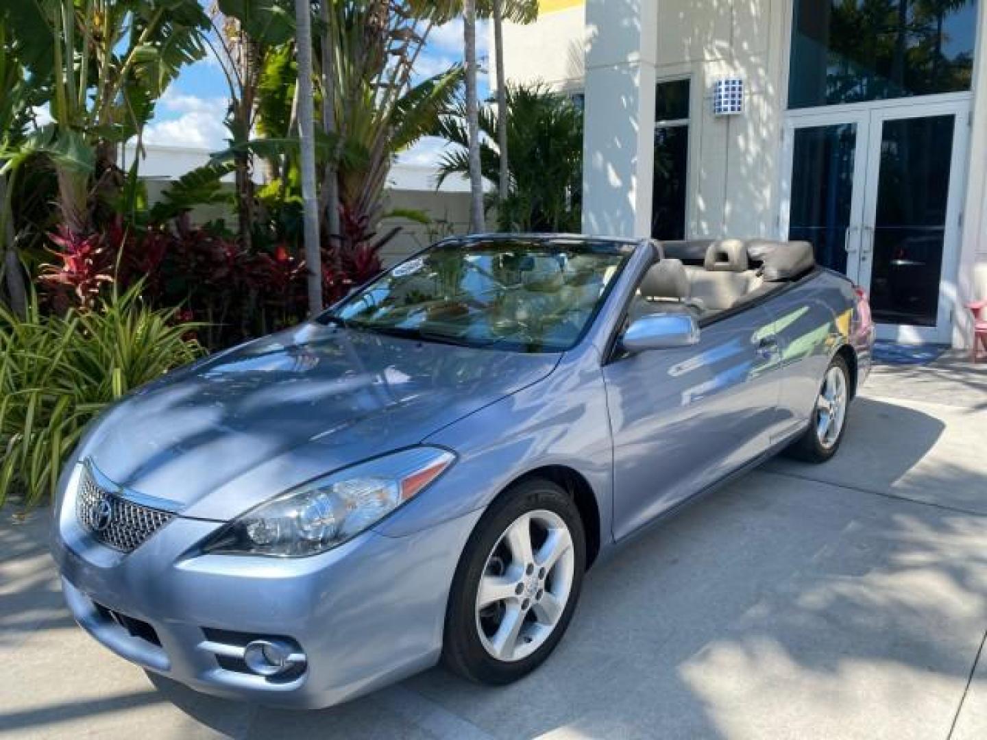2007 Cosmic Blue Metallic /Ivory Toyota Camry Solara SLE LOW MILES 60,485 1 OWNER FL (4T1FA38P57U) with an 3.3L DOHC SMPI VVT-i 24-Valve V6 Engine engine, Automatic transmission, located at 4701 North Dixie Hwy, Pompano Beach, FL, 33064, (954) 422-2889, 26.240938, -80.123474 - OUR WEBPAGE FLORIDACARS1.COM HAS OVER 100 PHOTOS AND FREE CARFAX LINK 2007 Toyota Camry Solara SLE V6 1 OWNER FL Convertible 3.3L V6 F DOHC 24V Gasoline Front Wheel Drive Features ABS Brakes Air Conditioning Alloy Wheels AM/FM Stereo Automatic Transmission Auxiliary Audio Input Bluetooth Technology - Photo#33