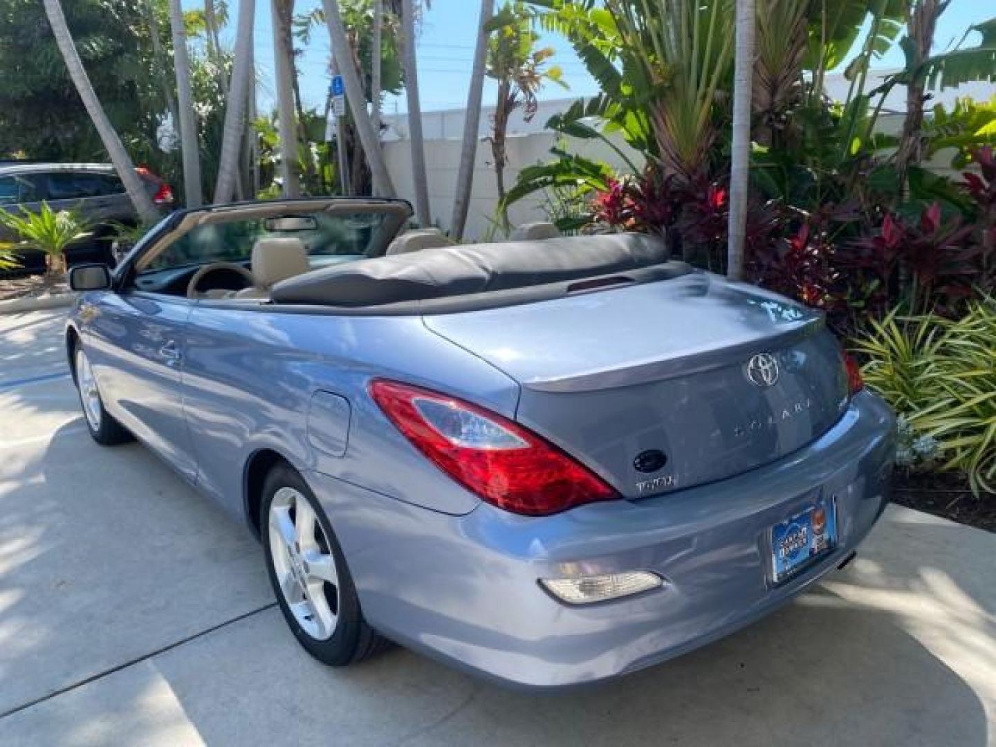 2007 Cosmic Blue Metallic /Ivory Toyota Camry Solara SLE LOW MILES 60,485 1 OWNER FL (4T1FA38P57U) with an 3.3L DOHC SMPI VVT-i 24-Valve V6 Engine engine, Automatic transmission, located at 4701 North Dixie Hwy, Pompano Beach, FL, 33064, (954) 422-2889, 26.240938, -80.123474 - OUR WEBPAGE FLORIDACARS1.COM HAS OVER 100 PHOTOS AND FREE CARFAX LINK 2007 Toyota Camry Solara SLE V6 1 OWNER FL Convertible 3.3L V6 F DOHC 24V Gasoline Front Wheel Drive Features ABS Brakes Air Conditioning Alloy Wheels AM/FM Stereo Automatic Transmission Auxiliary Audio Input Bluetooth Technology - Photo#41