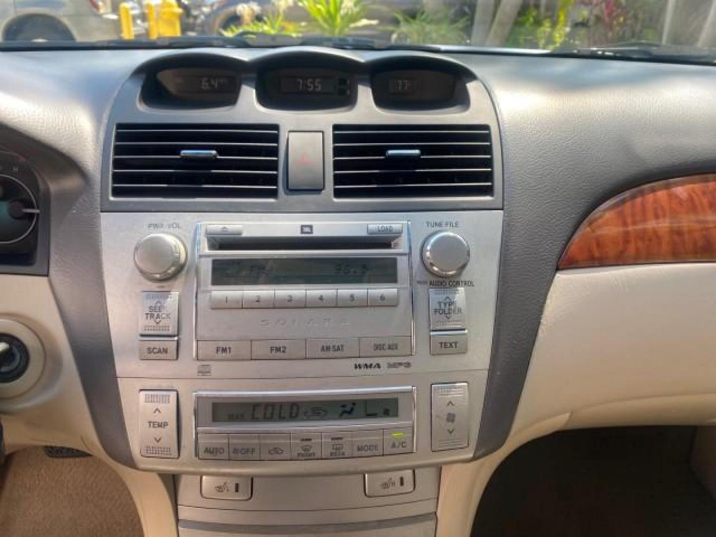 2007 Cosmic Blue Metallic /Ivory Toyota Camry Solara SLE LOW MILES 60,485 1 OWNER FL (4T1FA38P57U) with an 3.3L DOHC SMPI VVT-i 24-Valve V6 Engine engine, Automatic transmission, located at 4701 North Dixie Hwy, Pompano Beach, FL, 33064, (954) 422-2889, 26.240938, -80.123474 - OUR WEBPAGE FLORIDACARS1.COM HAS OVER 100 PHOTOS AND FREE CARFAX LINK 2007 Toyota Camry Solara SLE V6 1 OWNER FL Convertible 3.3L V6 F DOHC 24V Gasoline Front Wheel Drive Features ABS Brakes Air Conditioning Alloy Wheels AM/FM Stereo Automatic Transmission Auxiliary Audio Input Bluetooth Technology - Photo#74