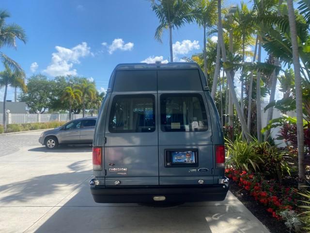 2014 Steel Blue Metallic /Medium Flint Ford Econoline E 350 HI TOP HANDICAP VAN LOW MILES 34,875 1 OWNER (1FTSS3ELXED) with an 5.4L EFI V8 FFV Capable Engine engine, Automatic transmission, located at 4701 North Dixie Hwy, Pompano Beach, FL, 33064, (954) 422-2889, 26.240938, -80.123474 - OUR WEBPAGE FLORIDACARS1.COM HAS OVER 100 PHOTOS AND FREE CARFAX LINK 2014 FORD E-SERIES E-350 SD VIN: 1FTSS3ELXEDA55644 1 F T S S 3 E L X E D A 5 5 6 4 4 VAN 5.4L V8 F SOHC 16V GASOLINE 16 MPG REAR WHEEL DRIVE Features ABS Brakes Air Conditioning Alloy Wheels AM/FM Stereo Automatic Transmission Cru - Photo#6