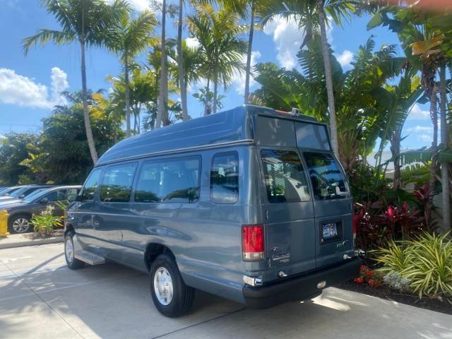 2014 Steel Blue Metallic /Medium Flint Ford Econoline E 350 HI TOP HANDICAP VAN LOW MILES 34,875 1 OWNER (1FTSS3ELXED) with an 5.4L EFI V8 FFV Capable Engine engine, Automatic transmission, located at 4701 North Dixie Hwy, Pompano Beach, FL, 33064, (954) 422-2889, 26.240938, -80.123474 - OUR WEBPAGE FLORIDACARS1.COM HAS OVER 100 PHOTOS AND FREE CARFAX LINK 2014 FORD E-SERIES E-350 SD VIN: 1FTSS3ELXEDA55644 1 F T S S 3 E L X E D A 5 5 6 4 4 VAN 5.4L V8 F SOHC 16V GASOLINE 16 MPG REAR WHEEL DRIVE Features ABS Brakes Air Conditioning Alloy Wheels AM/FM Stereo Automatic Transmission Cru - Photo#32