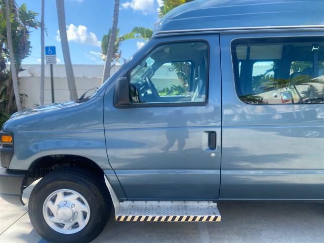 2014 Steel Blue Metallic /Medium Flint Ford Econoline E 350 HI TOP HANDICAP VAN LOW MILES 34,875 1 OWNER (1FTSS3ELXED) with an 5.4L EFI V8 FFV Capable Engine engine, Automatic transmission, located at 4701 North Dixie Hwy, Pompano Beach, FL, 33064, (954) 422-2889, 26.240938, -80.123474 - OUR WEBPAGE FLORIDACARS1.COM HAS OVER 100 PHOTOS AND FREE CARFAX LINK 2014 FORD E-SERIES E-350 SD VIN: 1FTSS3ELXEDA55644 1 F T S S 3 E L X E D A 5 5 6 4 4 VAN 5.4L V8 F SOHC 16V GASOLINE 16 MPG REAR WHEEL DRIVE Features ABS Brakes Air Conditioning Alloy Wheels AM/FM Stereo Automatic Transmission Cru - Photo#37