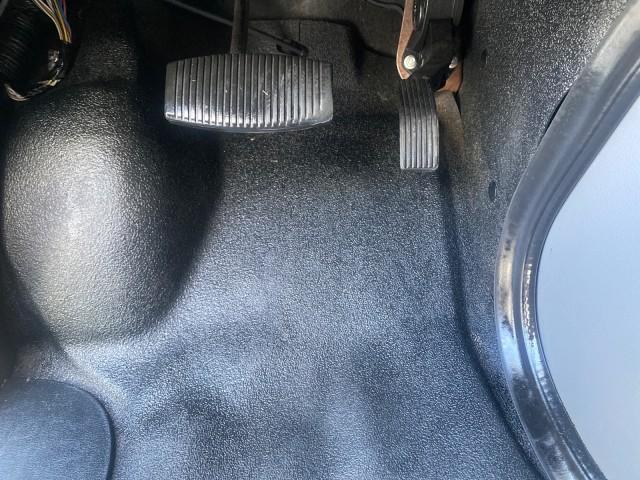 2014 Steel Blue Metallic /Medium Flint Ford Econoline E 350 HI TOP HANDICAP VAN LOW MILES 34,875 1 OWNER (1FTSS3ELXED) with an 5.4L EFI V8 FFV Capable Engine engine, Automatic transmission, located at 4701 North Dixie Hwy, Pompano Beach, FL, 33064, (954) 422-2889, 26.240938, -80.123474 - OUR WEBPAGE FLORIDACARS1.COM HAS OVER 100 PHOTOS AND FREE CARFAX LINK 2014 FORD E-SERIES E-350 SD VIN: 1FTSS3ELXEDA55644 1 F T S S 3 E L X E D A 5 5 6 4 4 VAN 5.4L V8 F SOHC 16V GASOLINE 16 MPG REAR WHEEL DRIVE Features ABS Brakes Air Conditioning Alloy Wheels AM/FM Stereo Automatic Transmission Cru - Photo#54