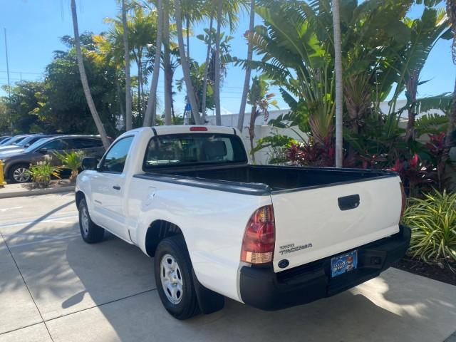 2007 Super White /Gray Toyota Tacoma LOW MILES 98,053 AUTO AC 4 CYL (5TENX22N77Z) with an 2.7L DOHC EFI 16-Valve I4 VVT-i Engine engine, Automatic transmission, located at 4701 North Dixie Hwy, Pompano Beach, FL, 33064, (954) 422-2889, 26.240938, -80.123474 - OUR WEBPAGE FLORIDACARS1.COM HAS OVER 100 PHOTOS AND FREE CARFAX LINK 2007 Toyota Tacoma VIN: 5TENX22N77Z369647 Pickup 2.7L I4 F DOHC 16V Gasoline 28 MPG Rear Wheel Drive Features ABS Brakes Air Conditioning AM/FM Stereo Automatic Transmission CD Audio Cloth Seats Cruise Control This incredible 2-ow - Photo#5
