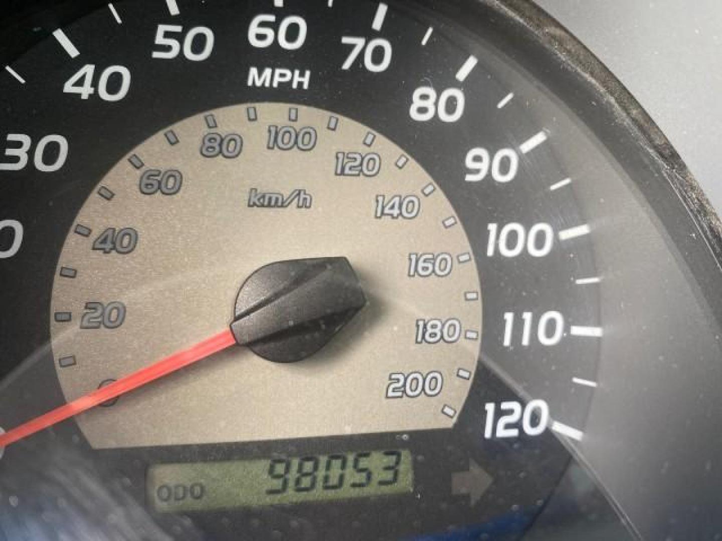2007 Super White /Gray Toyota Tacoma LOW MILES 98,053 AUTO AC 4 CYL (5TENX22N77Z) with an 2.7L DOHC EFI 16-Valve I4 VVT-i Engine engine, Automatic transmission, located at 4701 North Dixie Hwy, Pompano Beach, FL, 33064, (954) 422-2889, 26.240938, -80.123474 - OUR WEBPAGE FLORIDACARS1.COM HAS OVER 100 PHOTOS AND FREE CARFAX LINK 2007 Toyota Tacoma VIN: 5TENX22N77Z369647 Pickup 2.7L I4 F DOHC 16V Gasoline 28 MPG Rear Wheel Drive Features ABS Brakes Air Conditioning AM/FM Stereo Automatic Transmission CD Audio Cloth Seats Cruise Control This incredible 2-ow- Photo#18