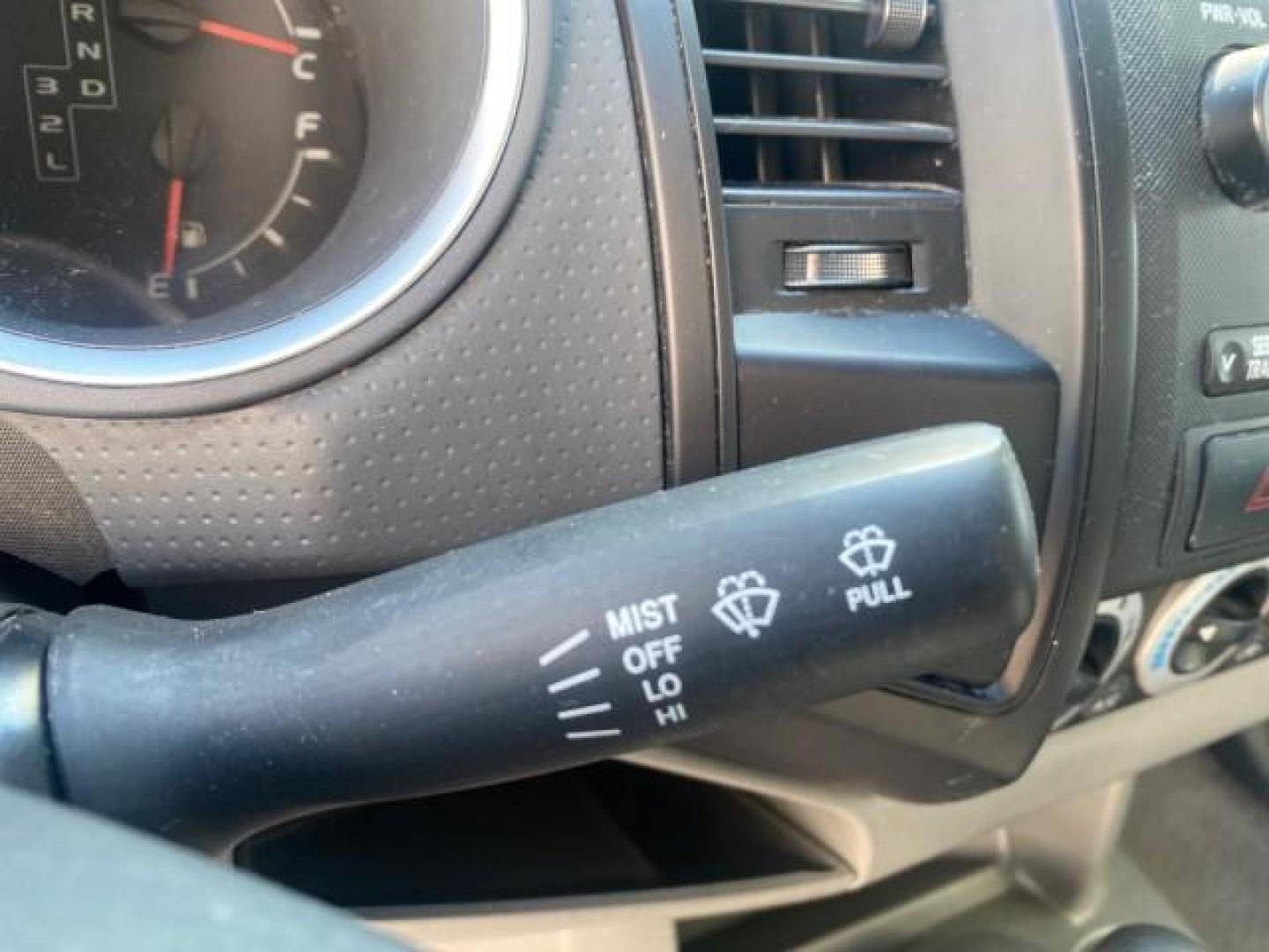 2007 Super White /Gray Toyota Tacoma LOW MILES 98,053 AUTO AC 4 CYL (5TENX22N77Z) with an 2.7L DOHC EFI 16-Valve I4 VVT-i Engine engine, Automatic transmission, located at 4701 North Dixie Hwy, Pompano Beach, FL, 33064, (954) 422-2889, 26.240938, -80.123474 - OUR WEBPAGE FLORIDACARS1.COM HAS OVER 100 PHOTOS AND FREE CARFAX LINK 2007 Toyota Tacoma VIN: 5TENX22N77Z369647 Pickup 2.7L I4 F DOHC 16V Gasoline 28 MPG Rear Wheel Drive Features ABS Brakes Air Conditioning AM/FM Stereo Automatic Transmission CD Audio Cloth Seats Cruise Control This incredible 2-ow- Photo#52